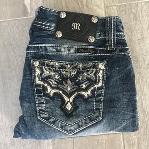 Miss Me Capri | Women